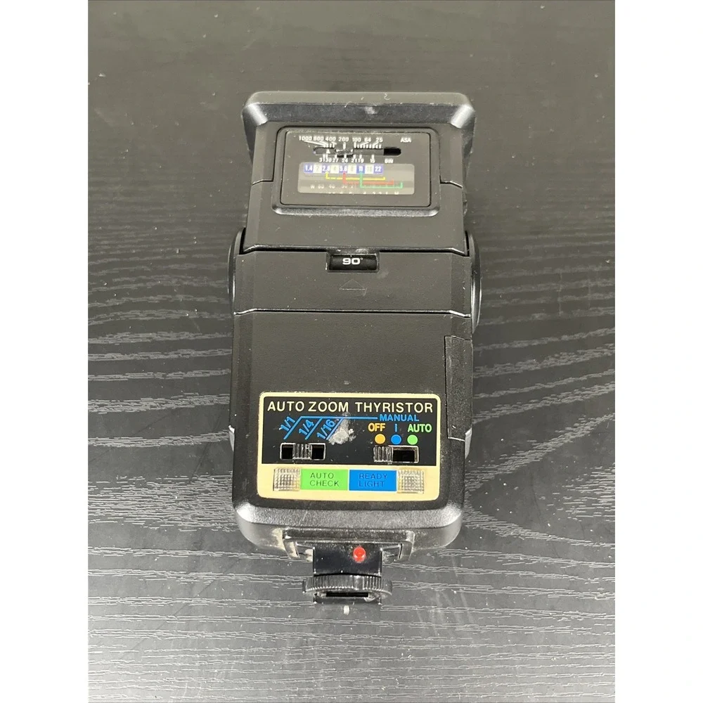Vintage‎ Crown Auto Zoom TW-3600 Thyristor Camera Flash